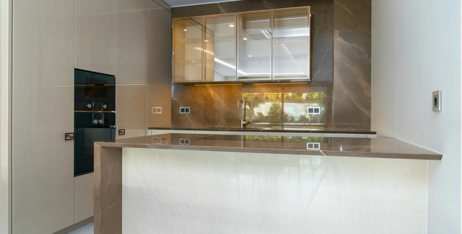 Long-term rent of ground floor apartment in The Golden Mile 10