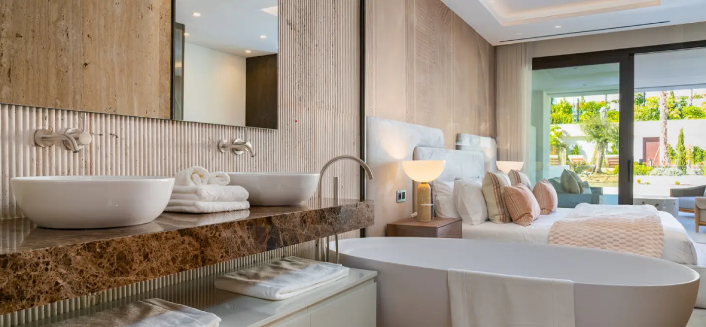 Long-term rent of ground floor apartment in The Golden Mile 4