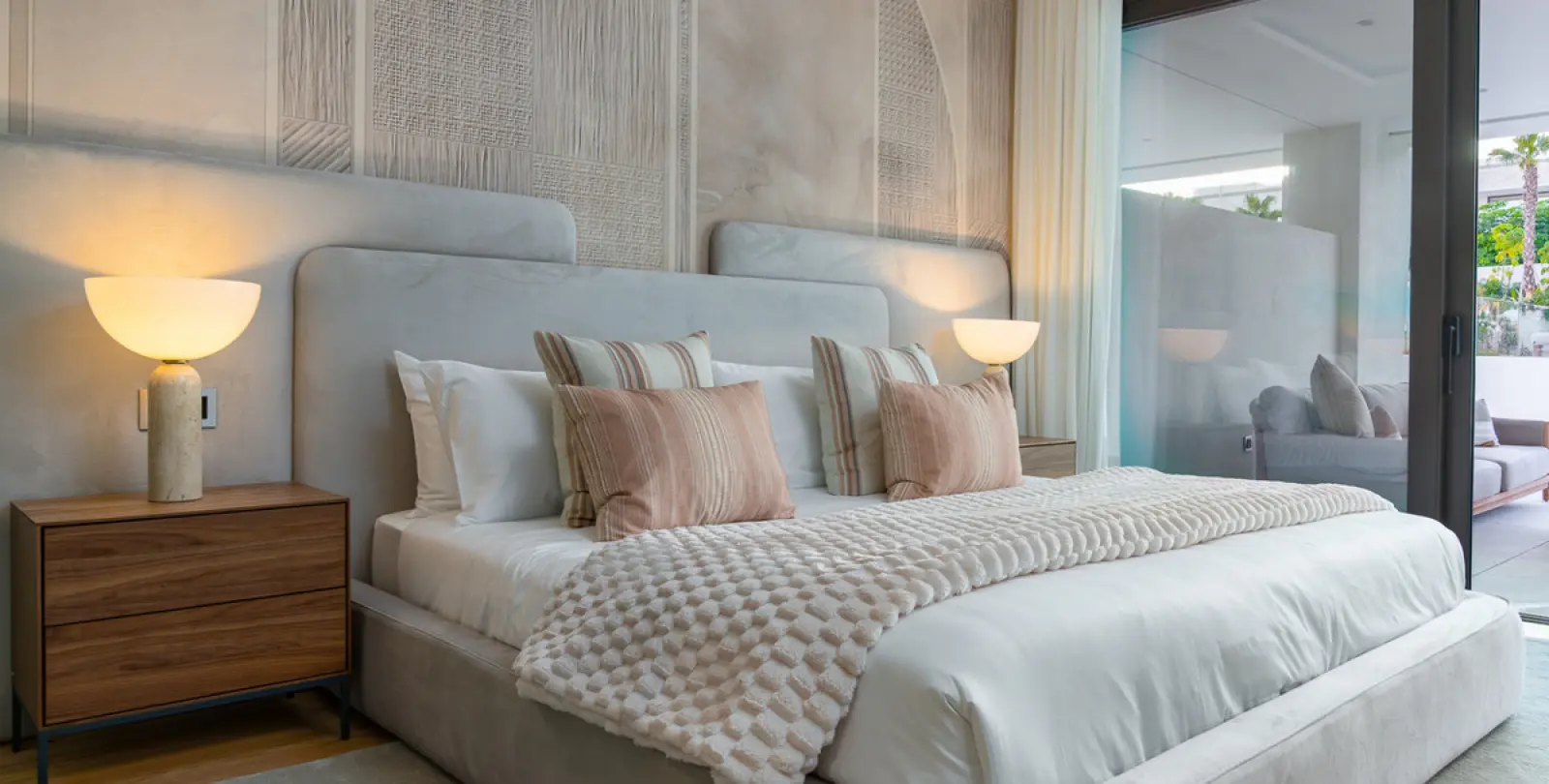 Long-term rent of ground floor apartment in The Golden Mile 30