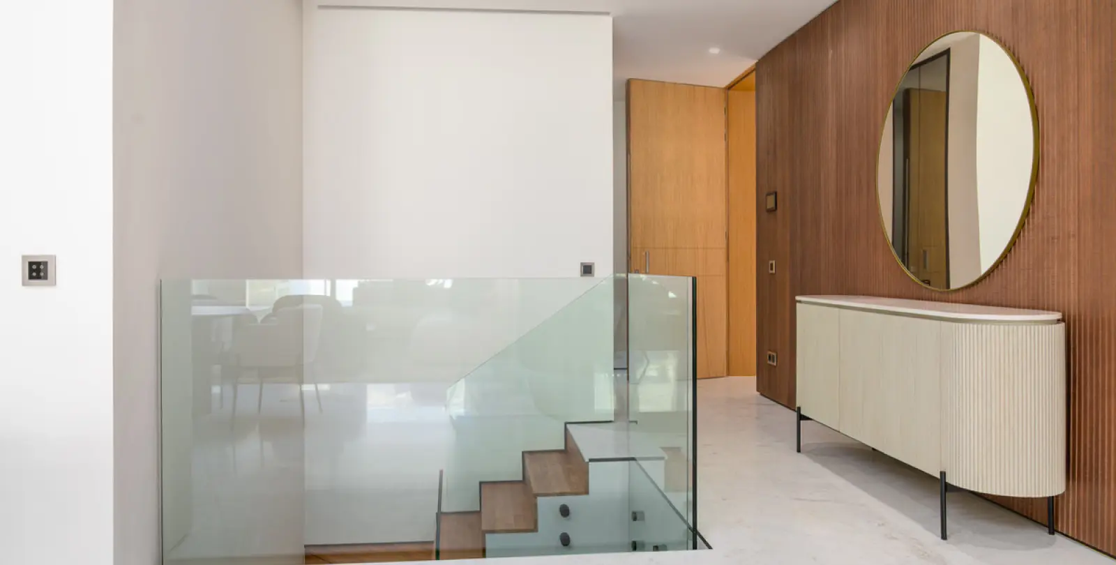 Long-term rent of ground floor apartment in The Golden Mile 33