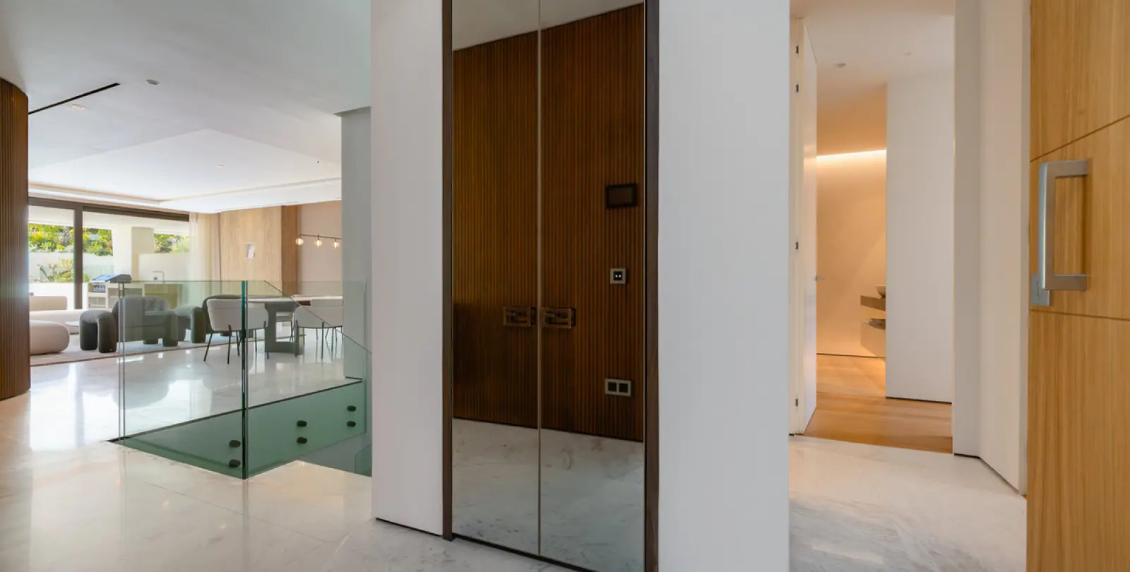 Long-term rent of ground floor apartment in The Golden Mile 40