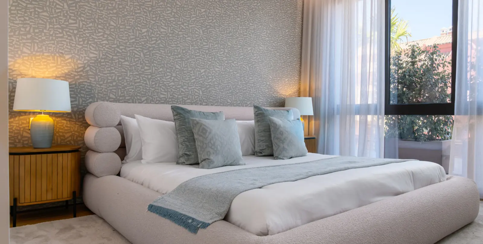 Long-term rent of ground floor apartment in The Golden Mile 44