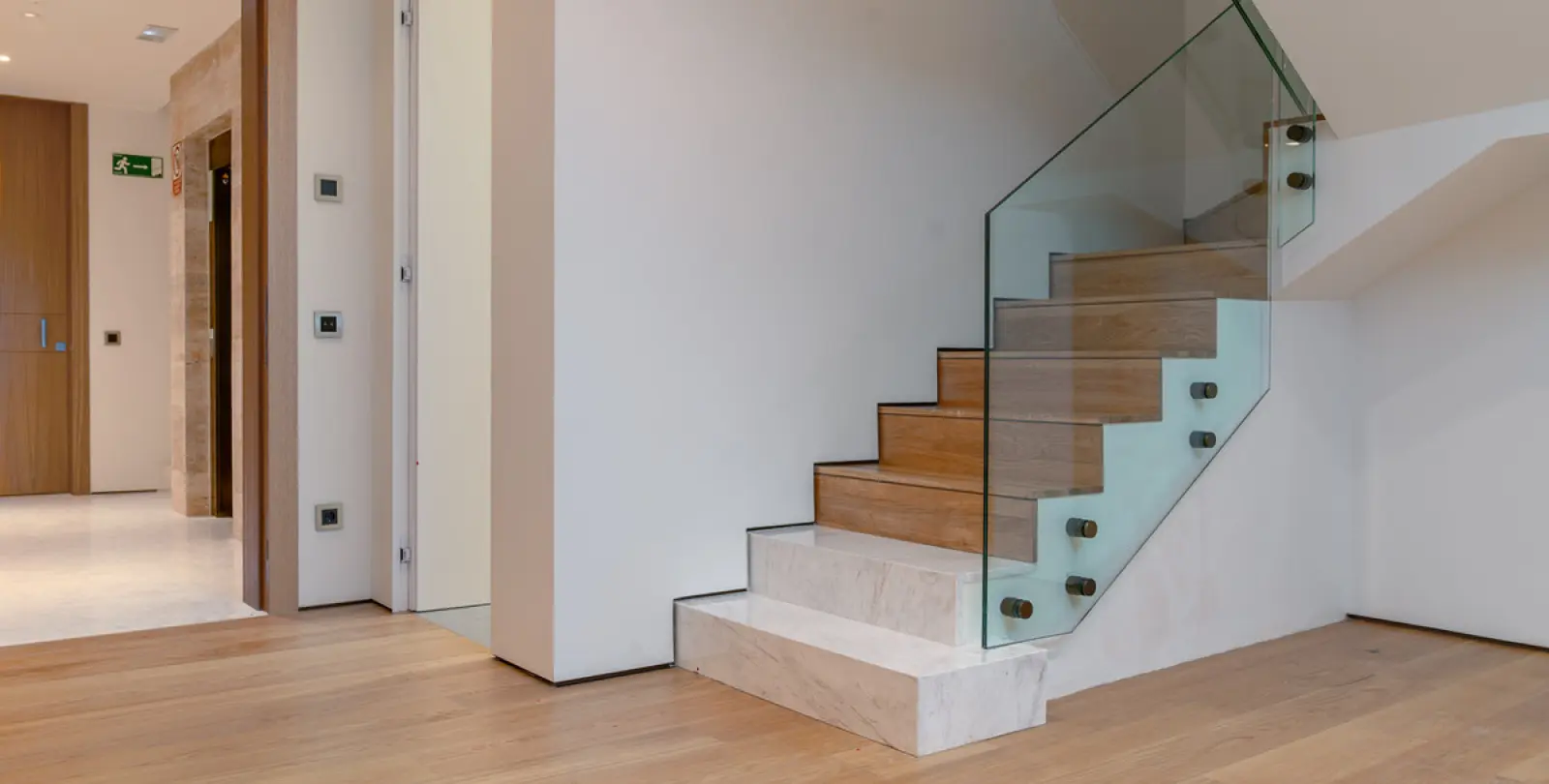 Long-term rent of ground floor apartment in The Golden Mile 53