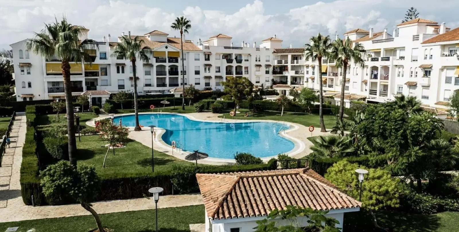 Sale of penthouse in San Pedro de Alcántara 1