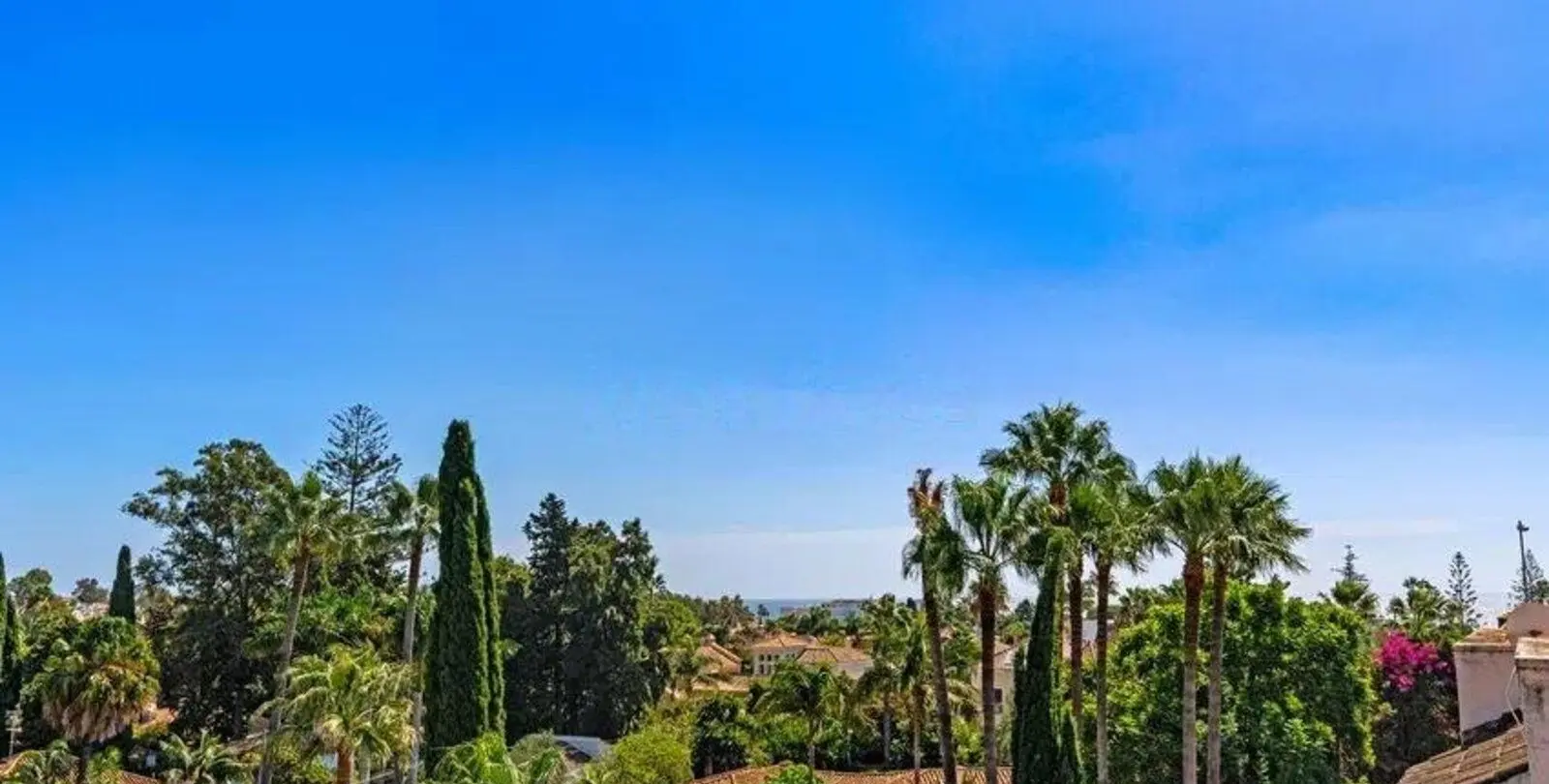 Sale of penthouse in San Pedro de Alcántara 8