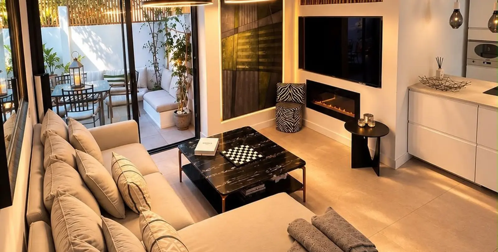 Long-term rent of townhouse in Nueva Andalucía 2