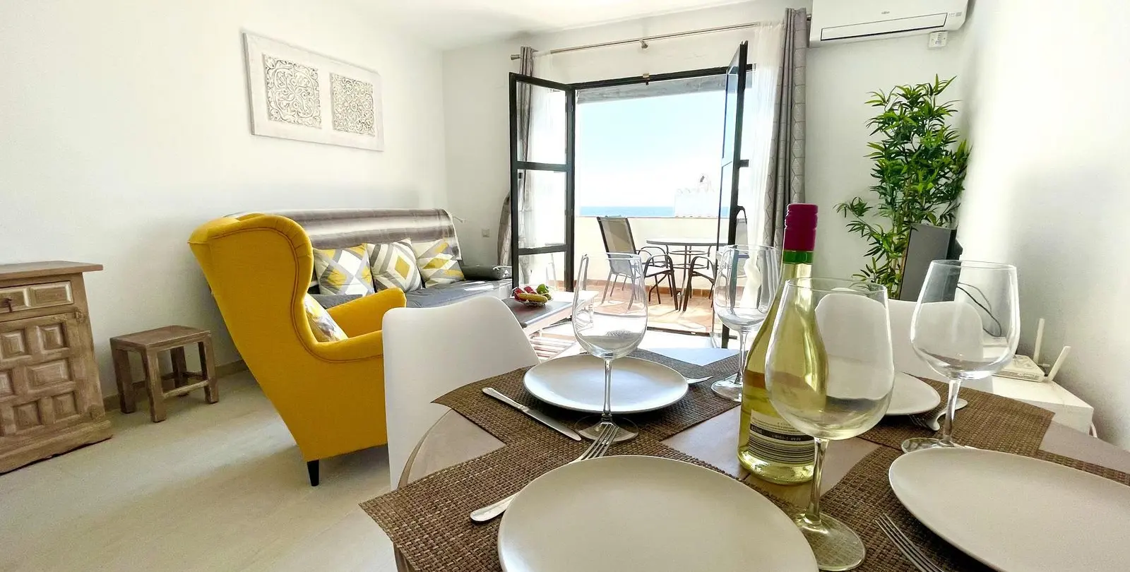 Sale of duplex in Calahonda 2