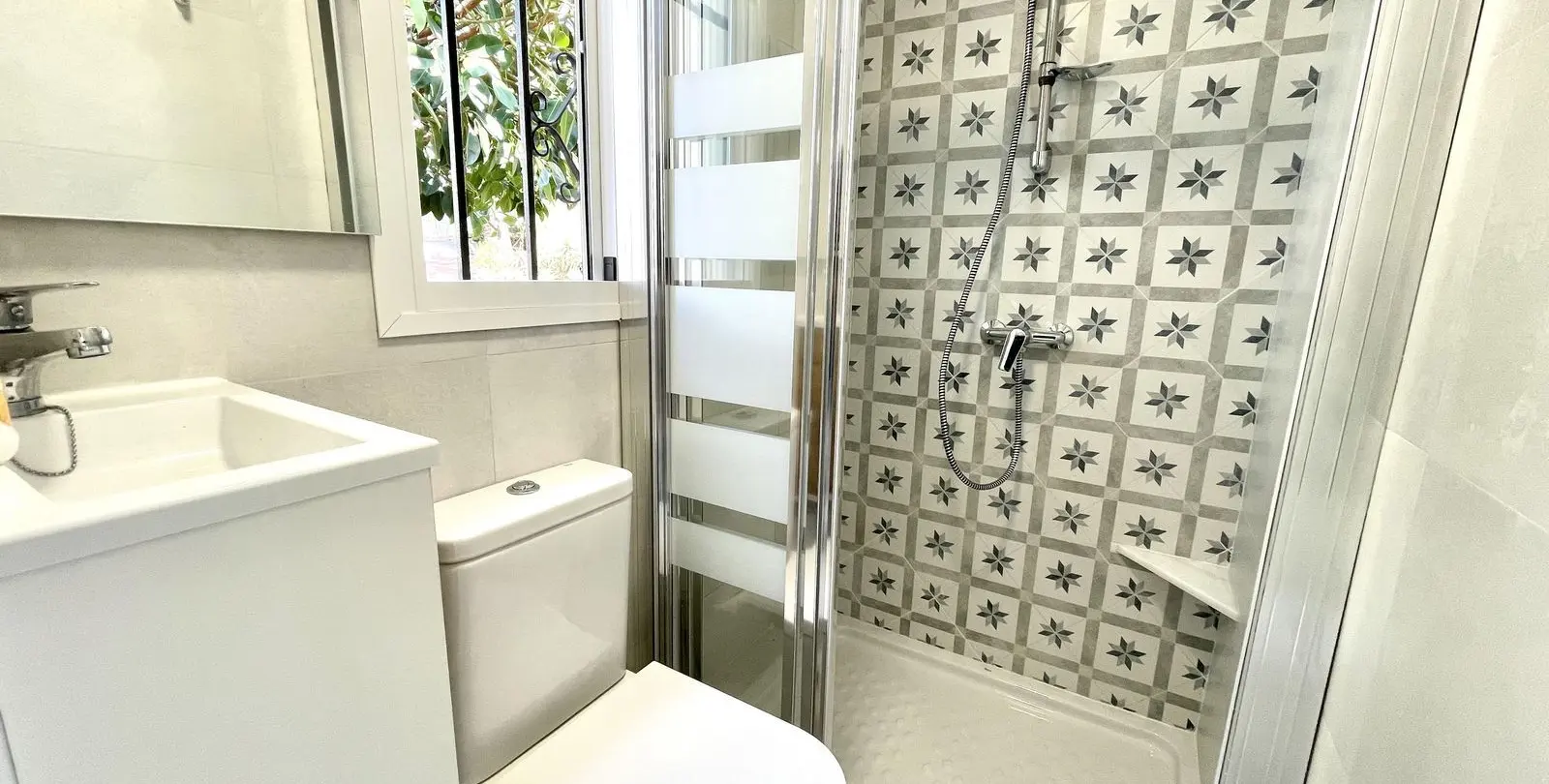 Sale of duplex in Calahonda 11