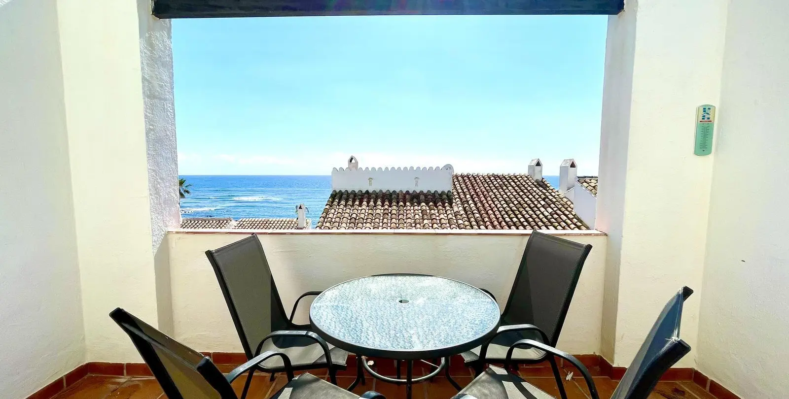 Sale of duplex in Calahonda 12
