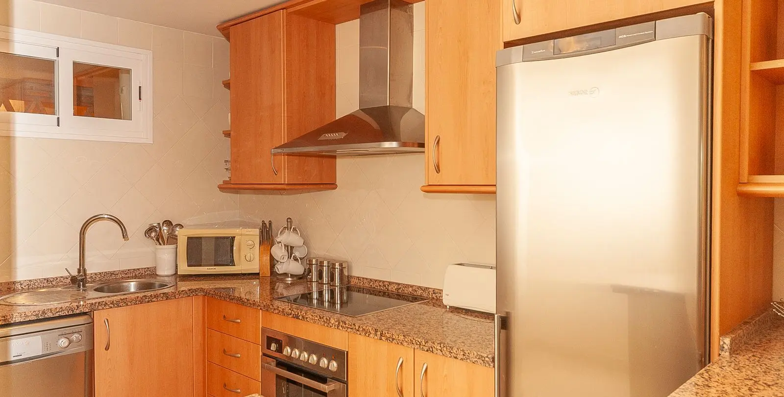 Venta de apartamento en planta media en Elviria 6