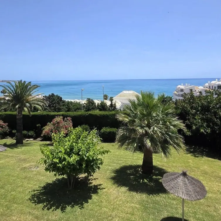 Sale of middle floor apartment in Torrenueva