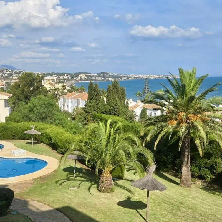 Sale of middle floor apartment in Torrenueva