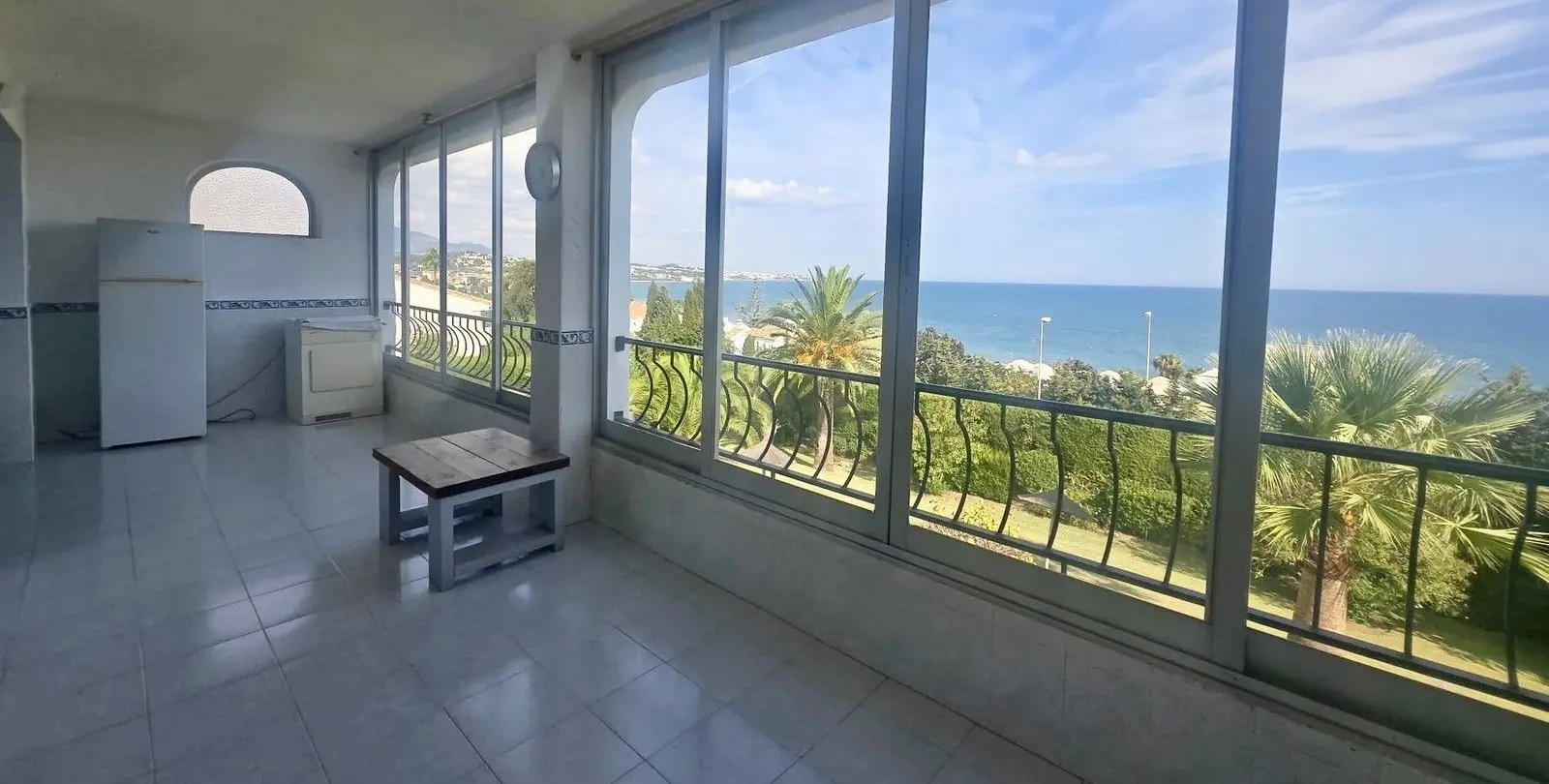 Sale of middle floor apartment in Torrenueva 3