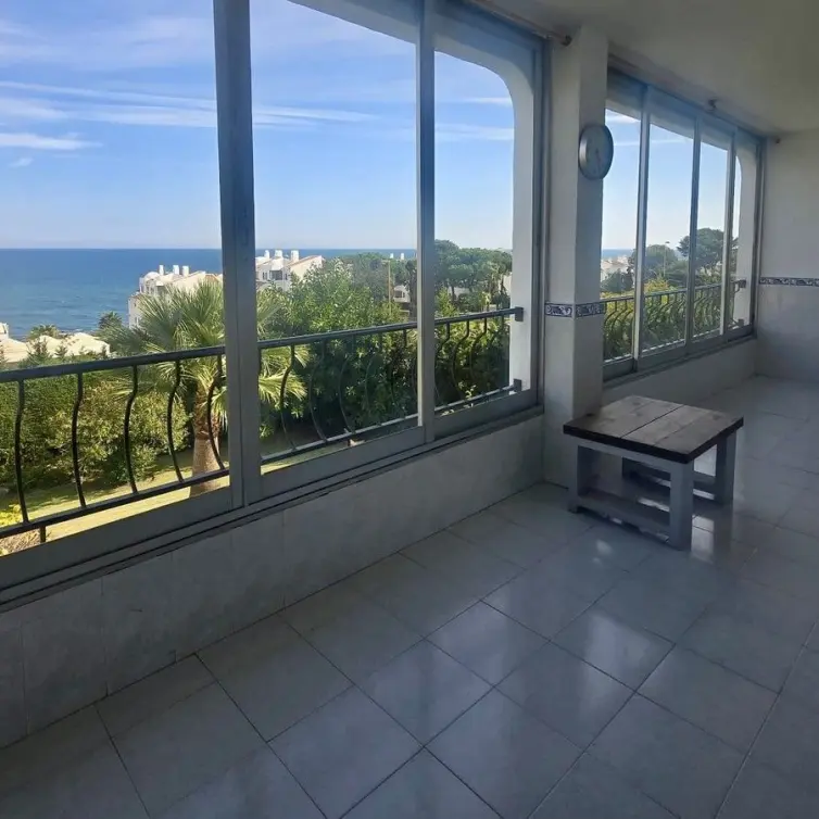 Sale of middle floor apartment in Torrenueva