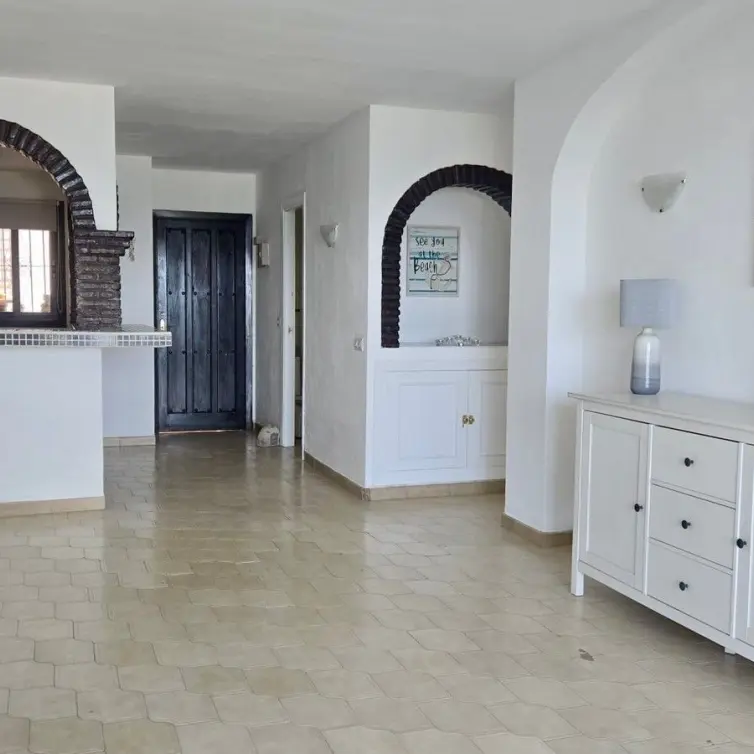 Sale of middle floor apartment in Torrenueva