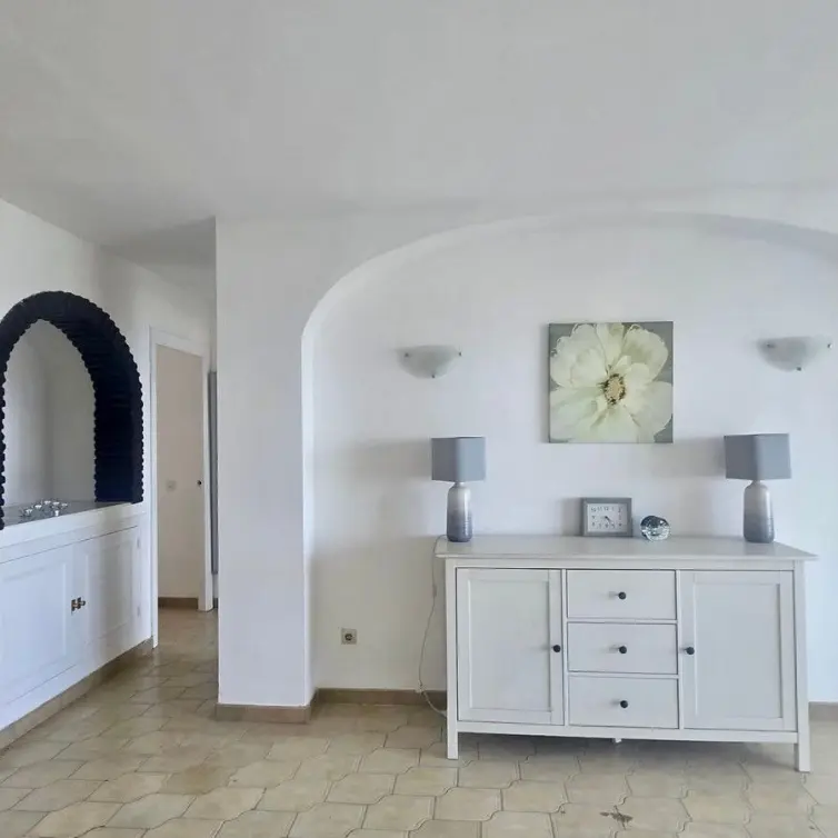Sale of middle floor apartment in Torrenueva