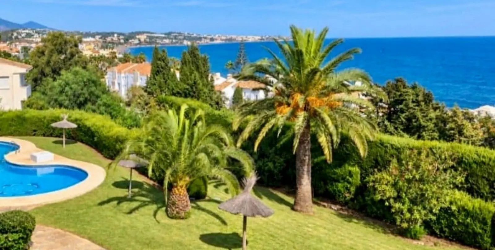Sale of middle floor apartment in Torrenueva 22