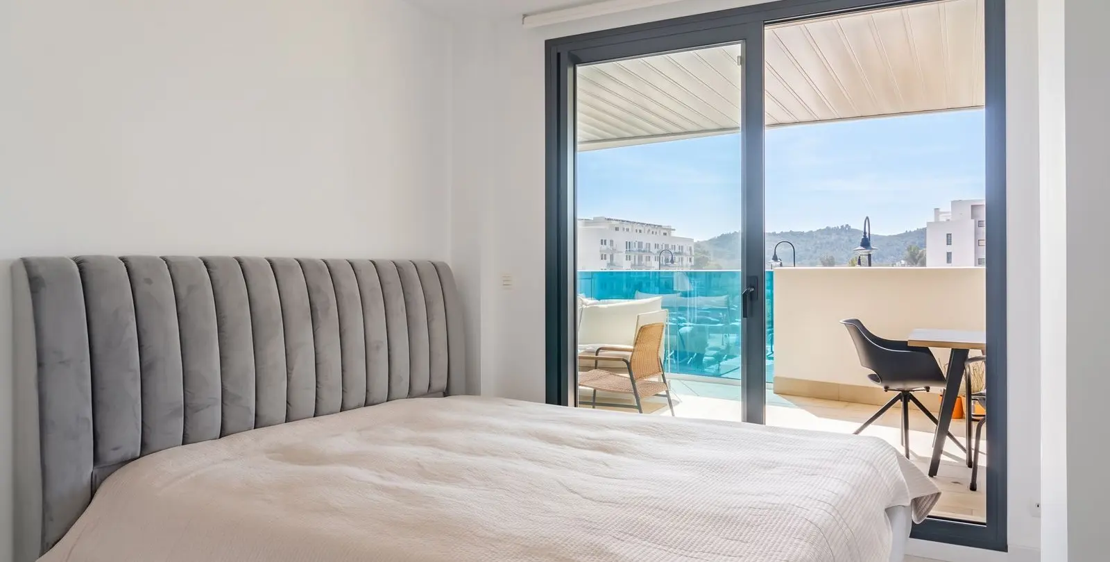 Продажа апартаментов на среднем этаже в Las Lagunas 27