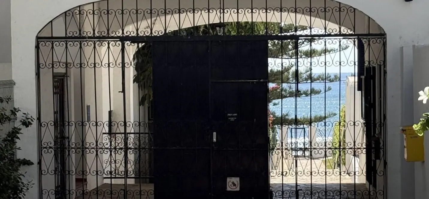 Venta de adosado en Calahonda 0