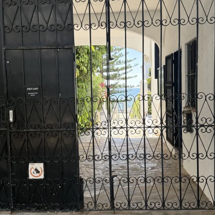 Venta de adosado en Calahonda