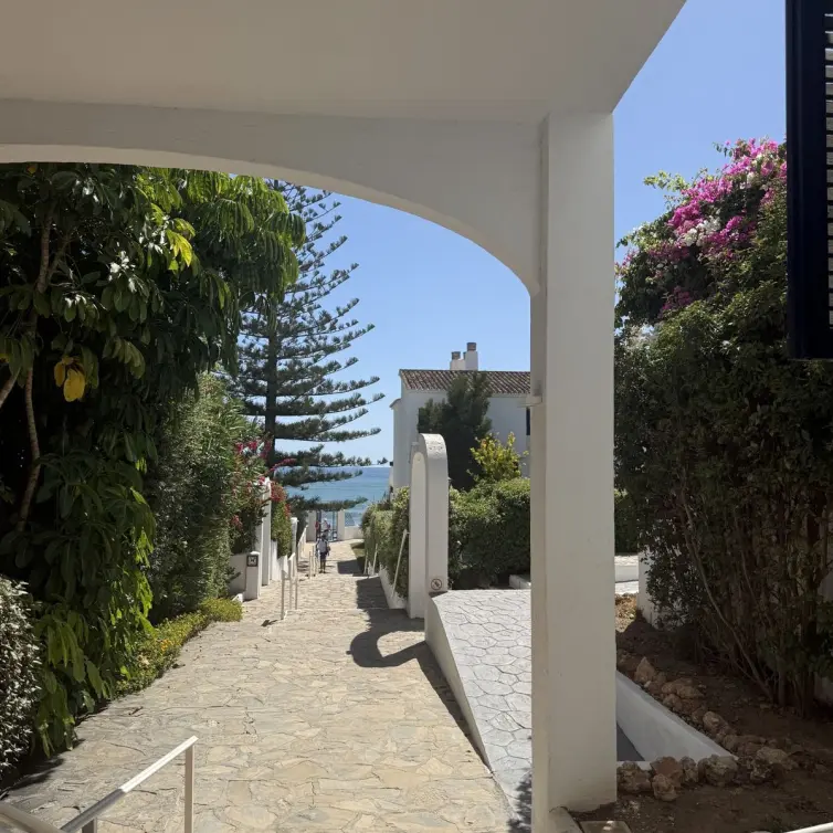 Venta de adosado en Calahonda