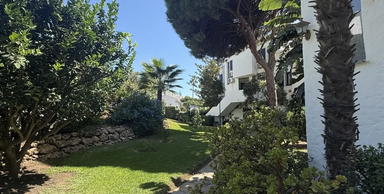 Venta de adosado en Calahonda 34