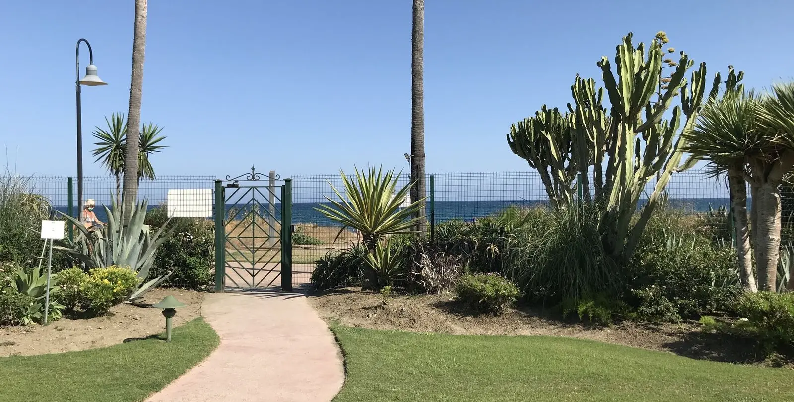 Venta de apartamento en planta baja en Costalita 2