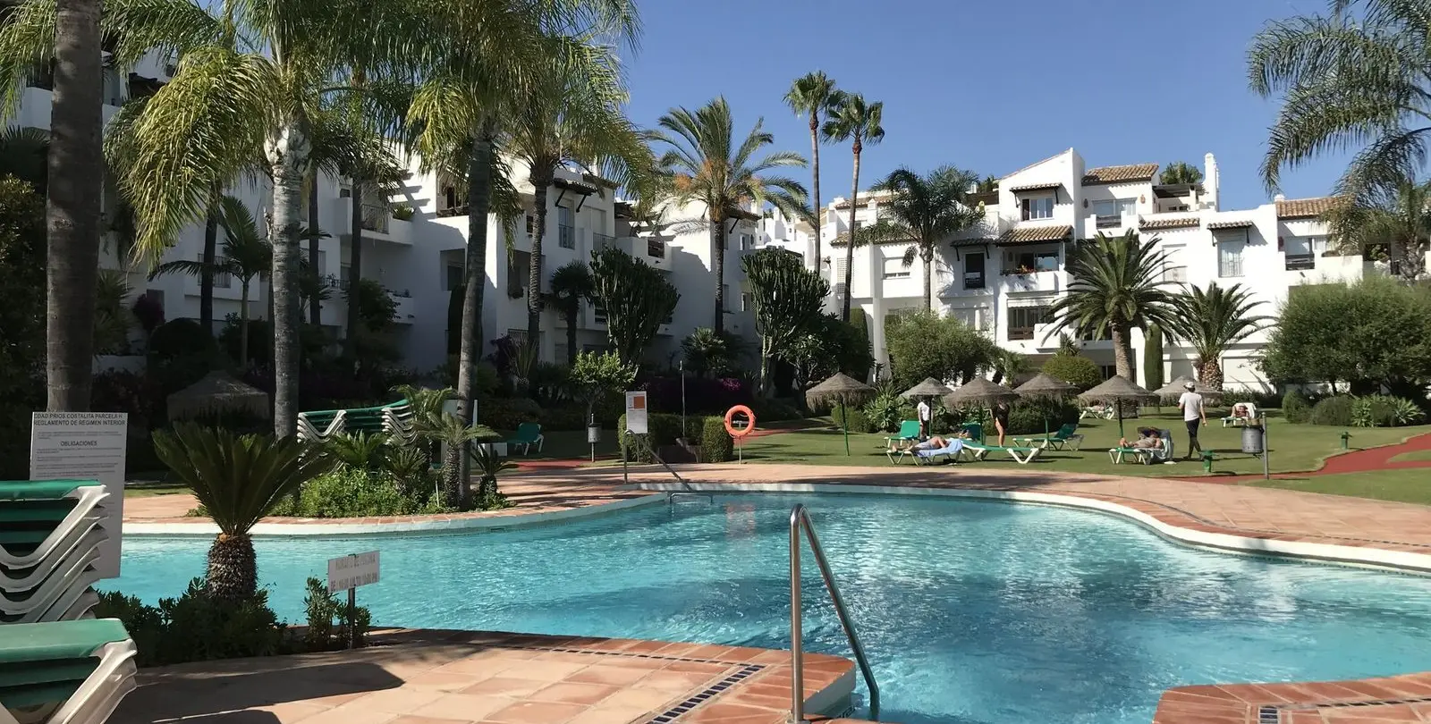 Venta de apartamento en planta baja en Costalita 14