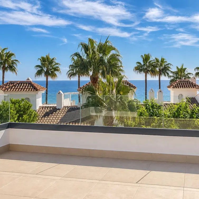 Venta de apartamento en planta media en El Chaparral