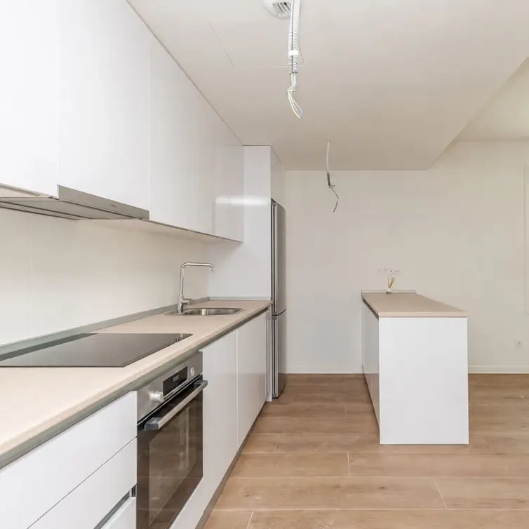 Venta de apartamento en planta media en El Chaparral