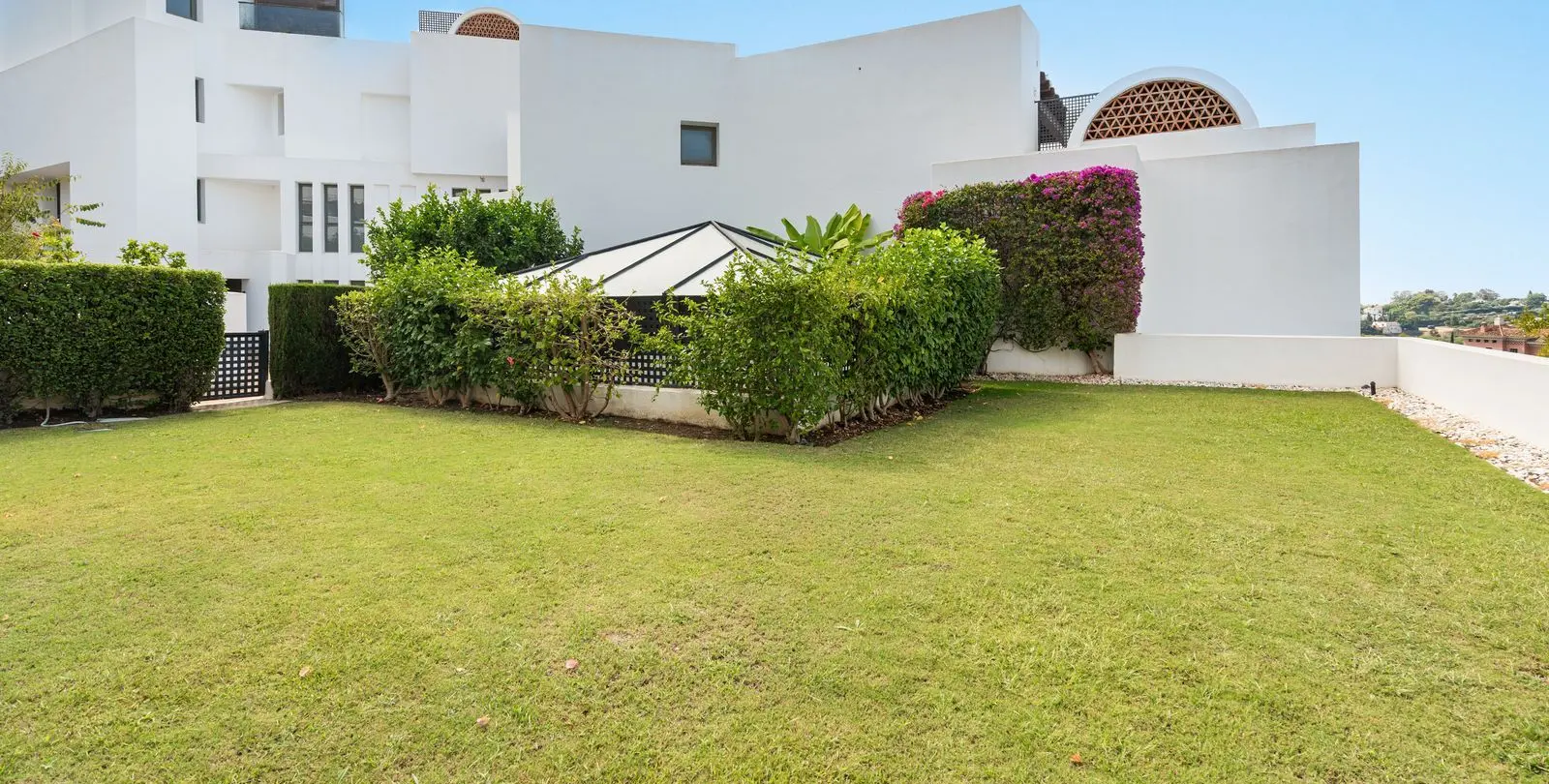 Venta de apartamento en planta baja en Los Flamingos 7
