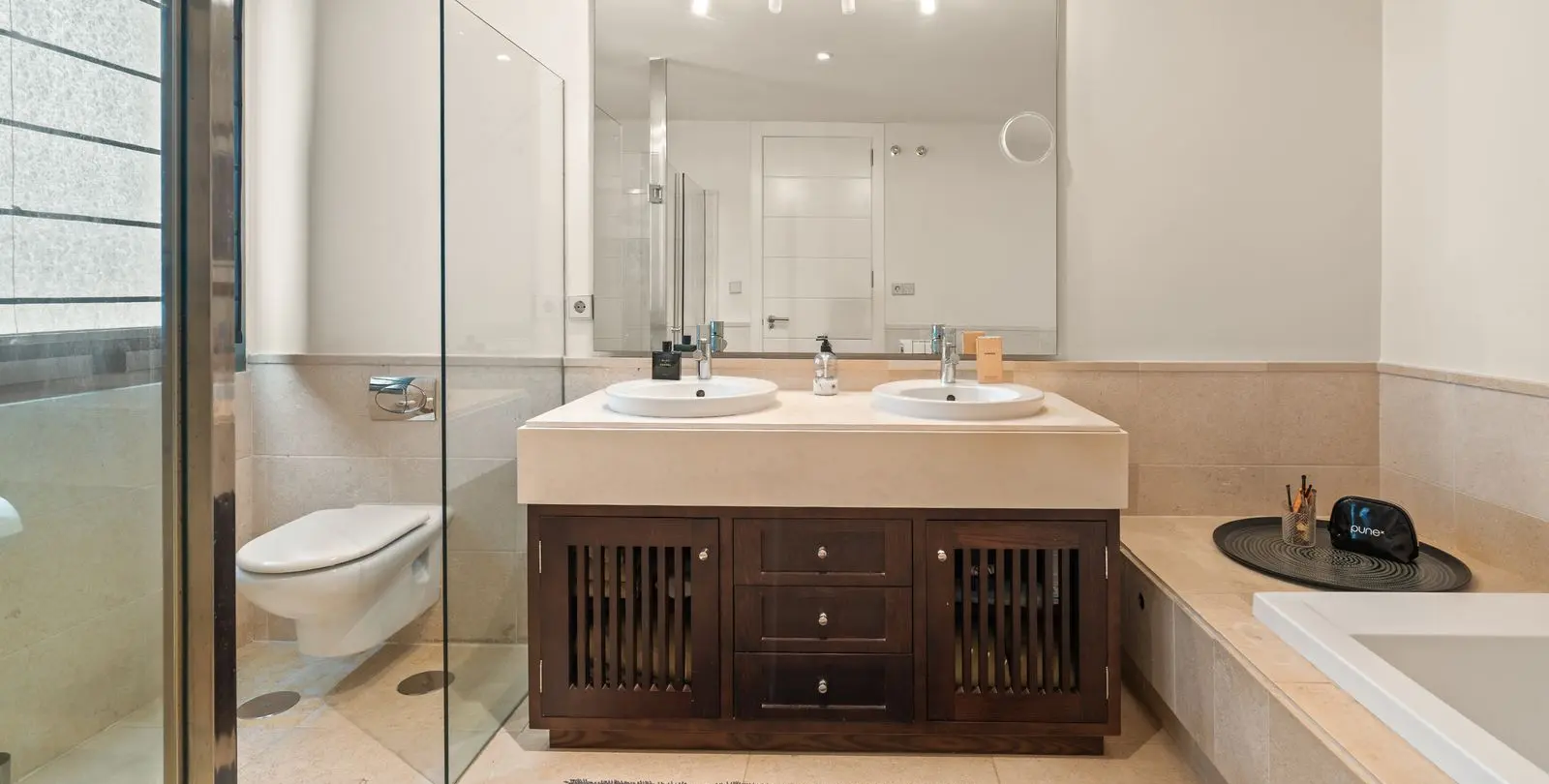 Venta de apartamento en planta baja en Los Flamingos 18