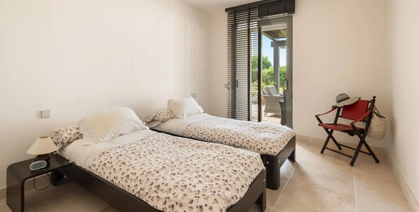 Venta de apartamento en planta baja en Los Flamingos 23