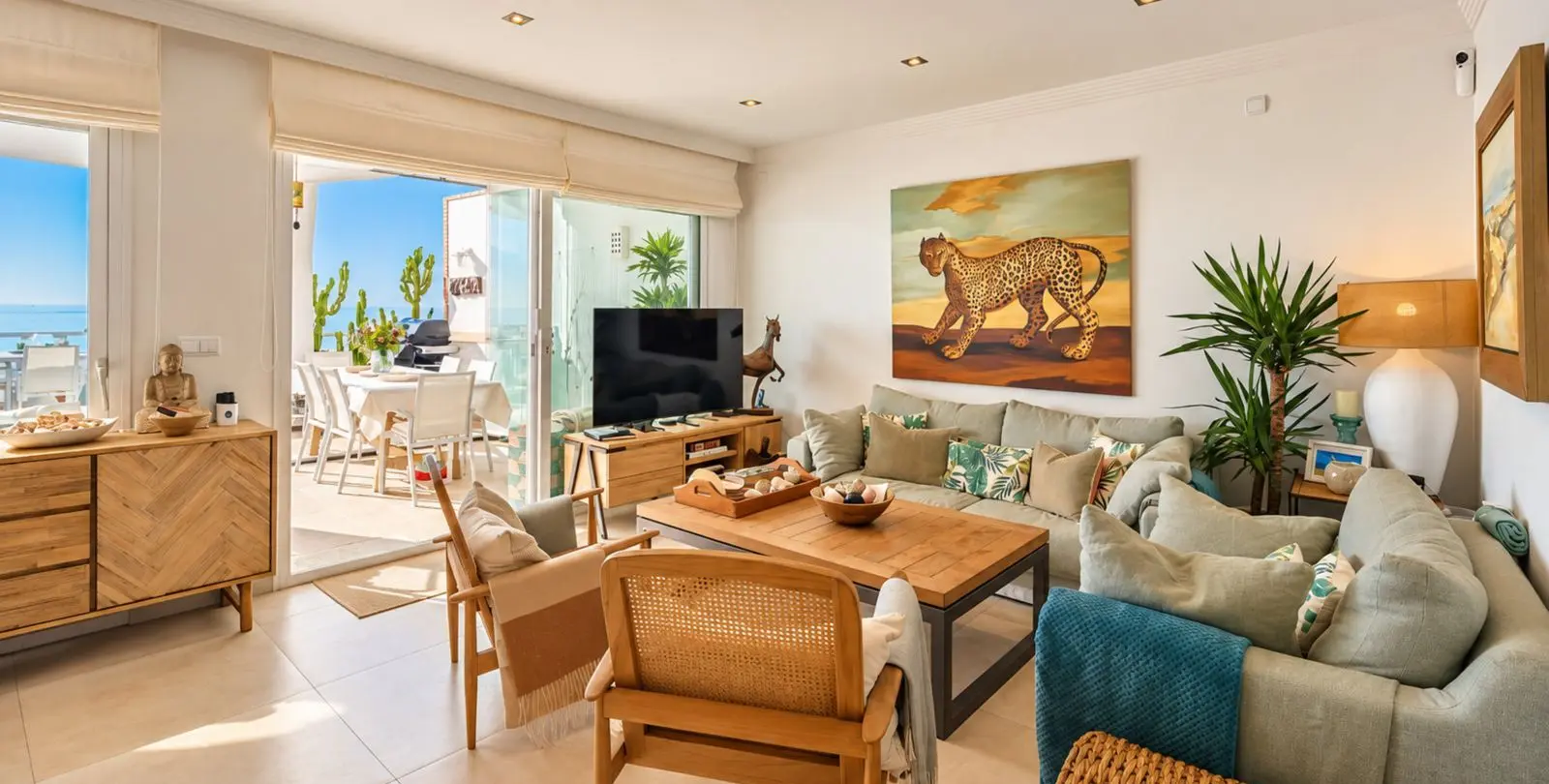 Sale of penthouse in Estepona 5