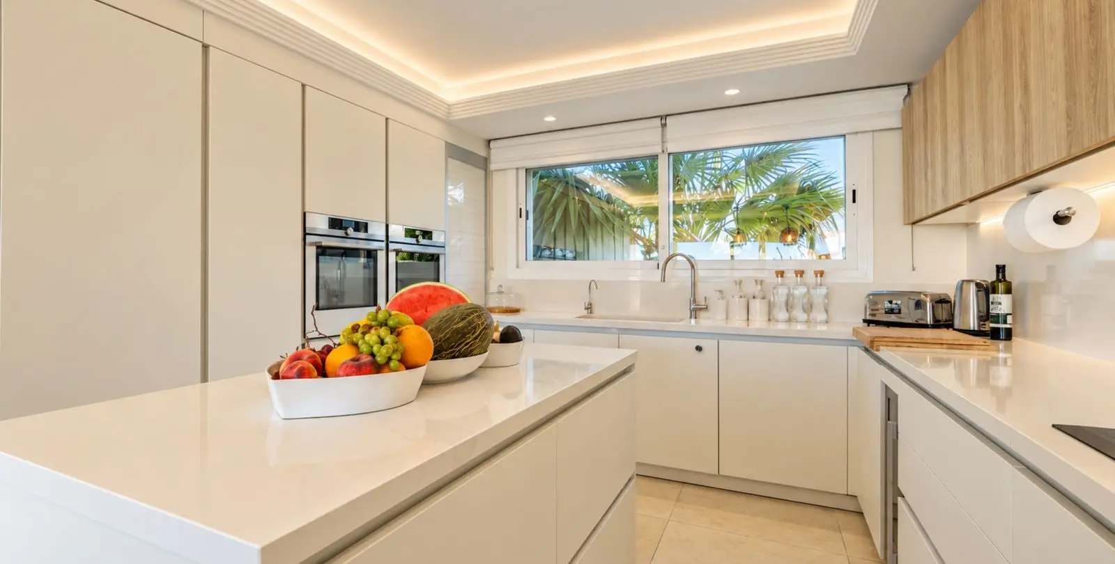 Sale of penthouse in Estepona 21