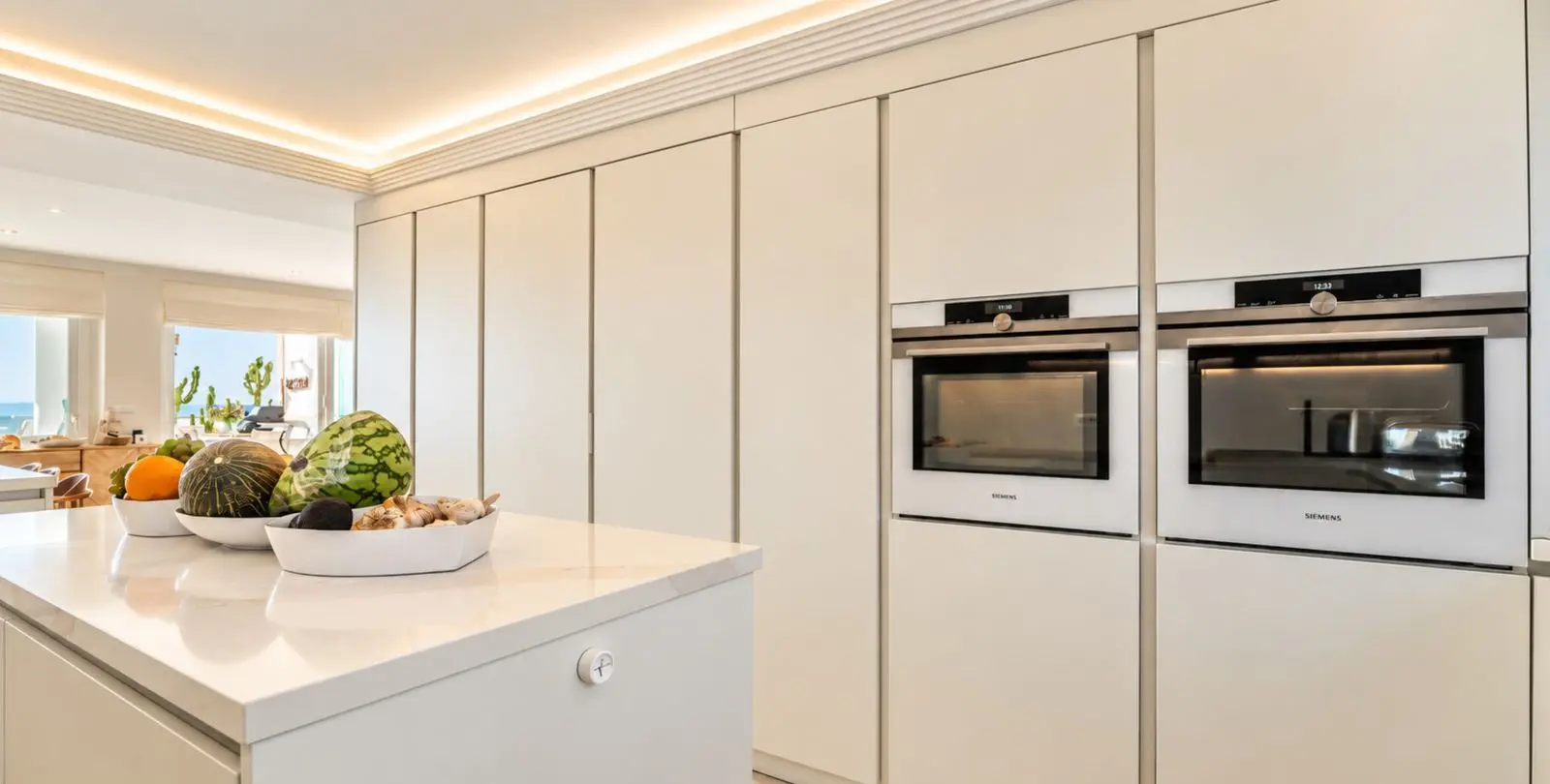 Sale of penthouse in Estepona 25