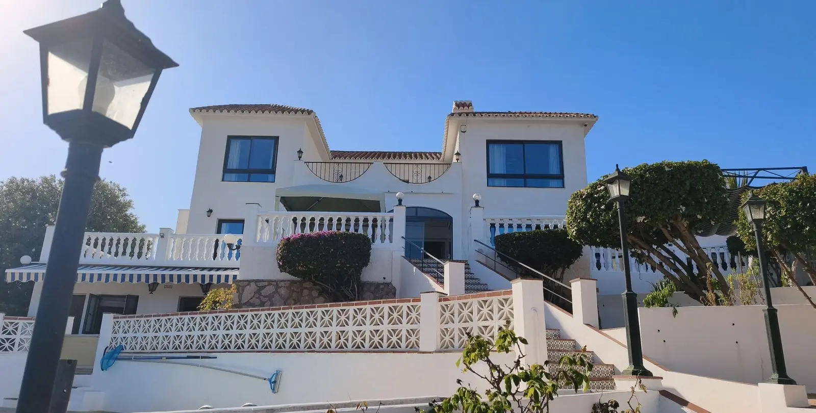 Sale of detached villa in Mijas Costa 1