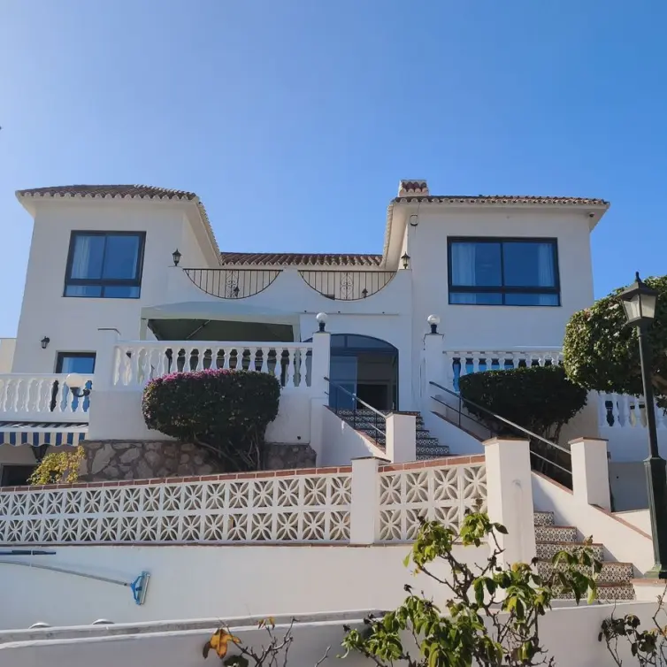 Sale of detached villa in Mijas Costa