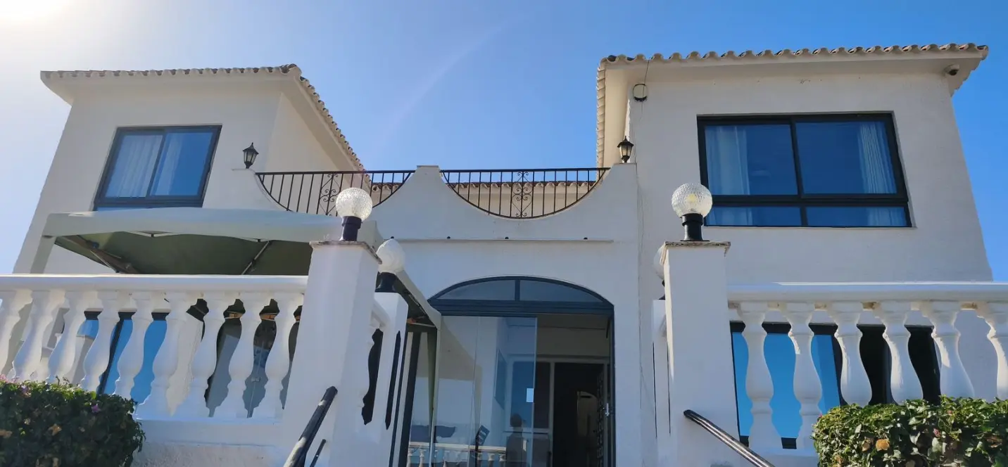 Sale of detached villa in Mijas Costa 1