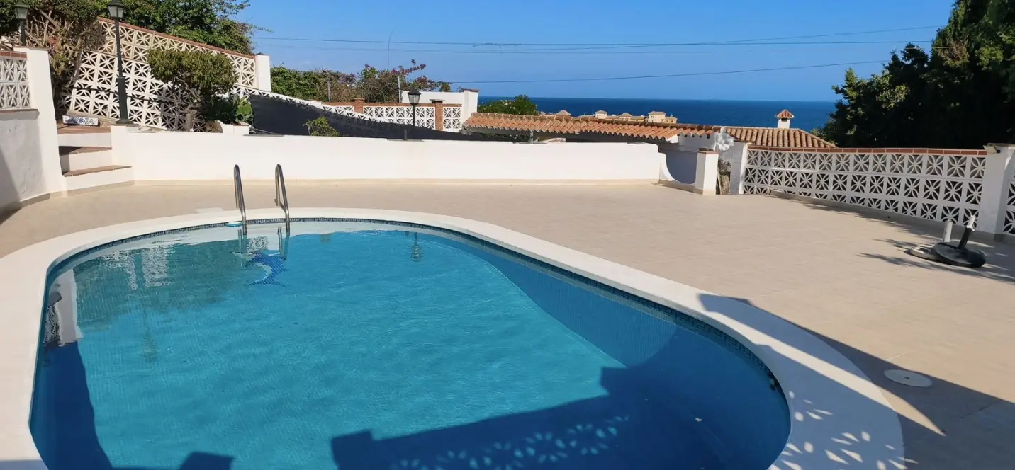 Sale of detached villa in Mijas Costa 4