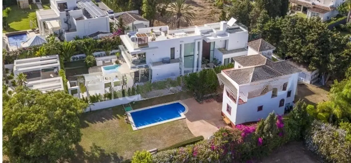 Venta de villa independiente en Guadalmina Baja 1
