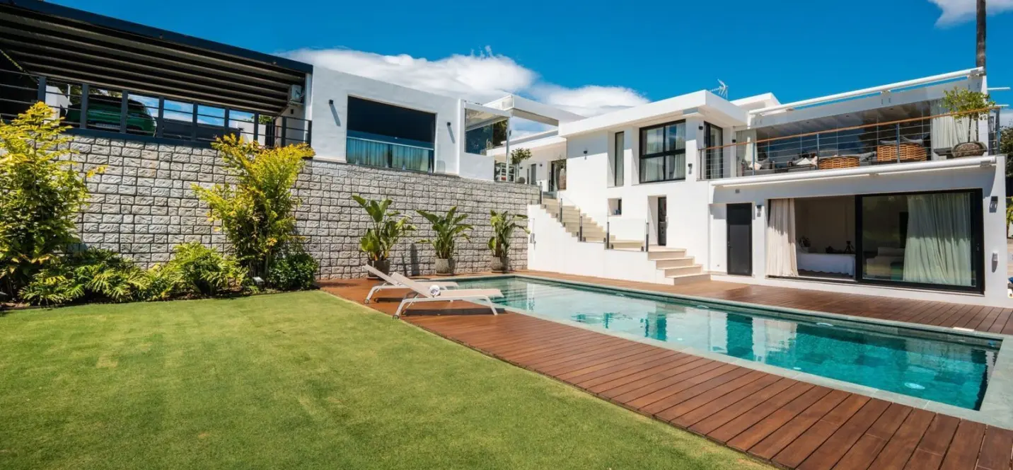 Venta de villa independiente en El Rosario 1