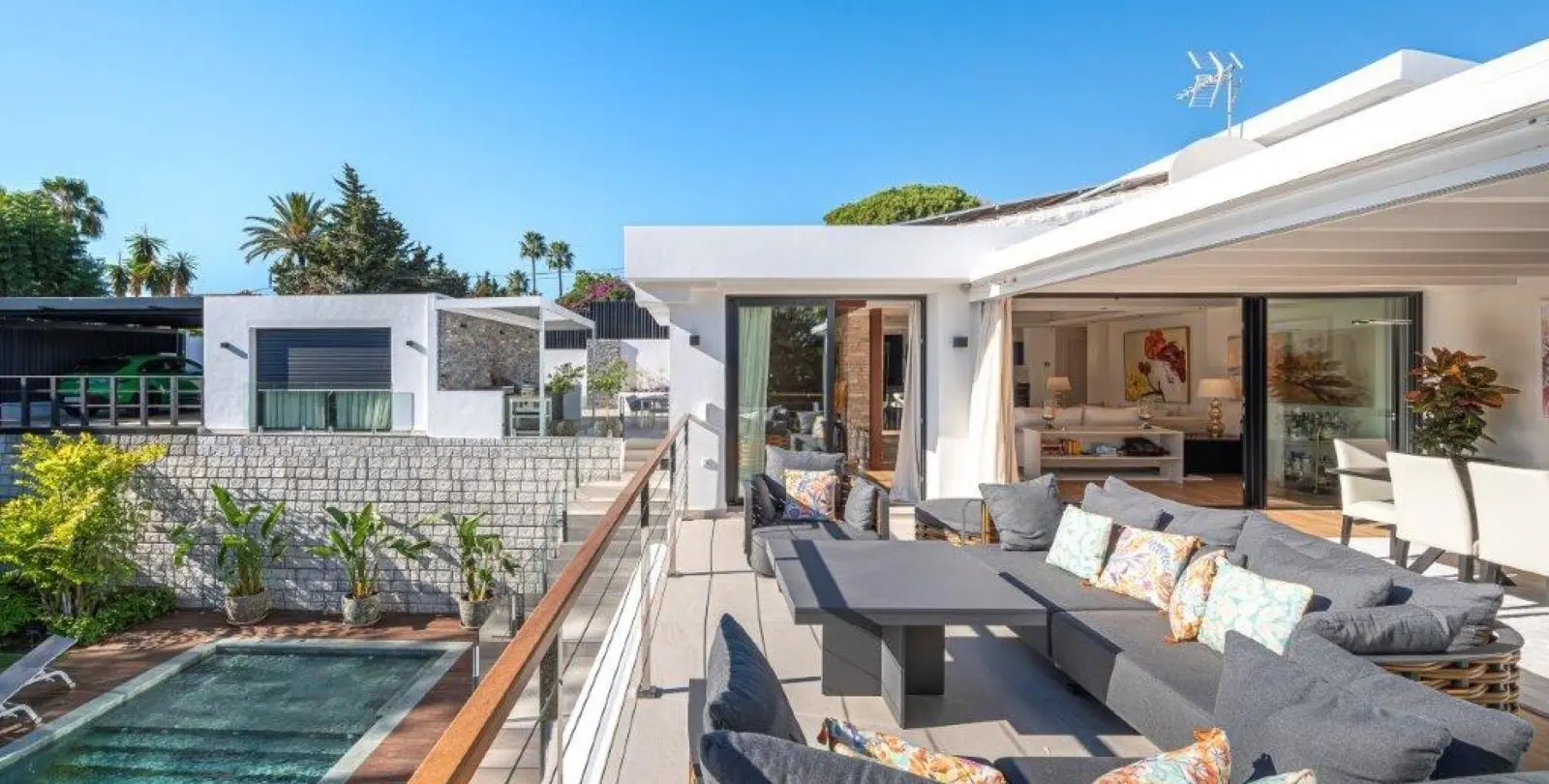 Venta de villa independiente en El Rosario 3