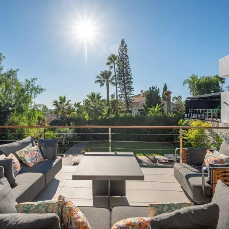 Venta de villa independiente en El Rosario