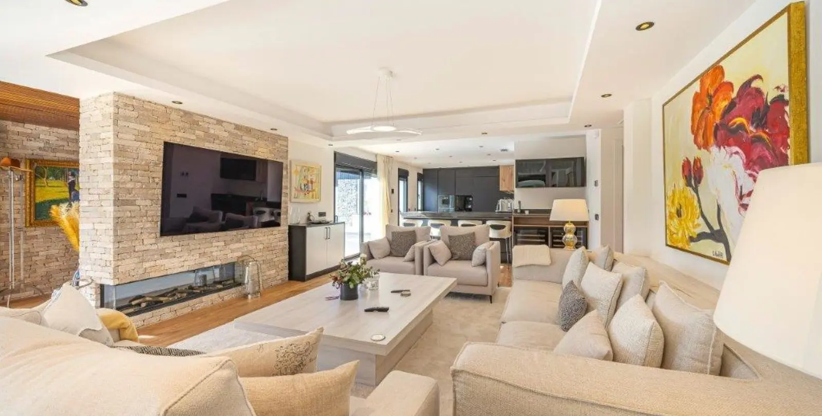 Venta de villa independiente en El Rosario 19