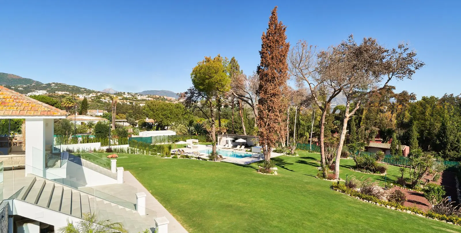 Venta de villa independiente en San Pedro de Alcántara 12