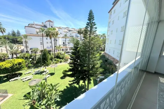 Image 6 thumb