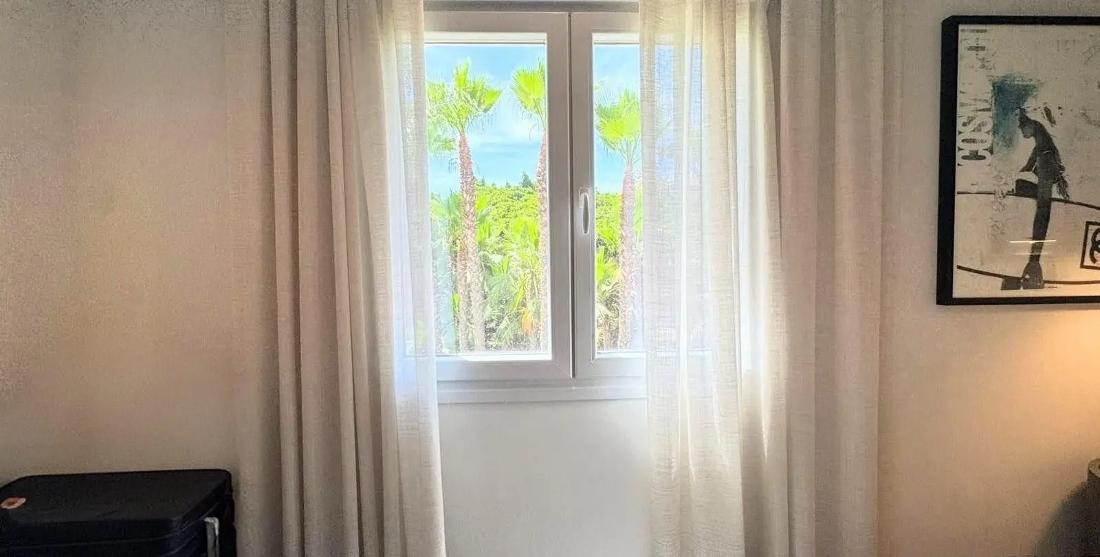 Venta de apartamento en planta media en Puerto Banús 27