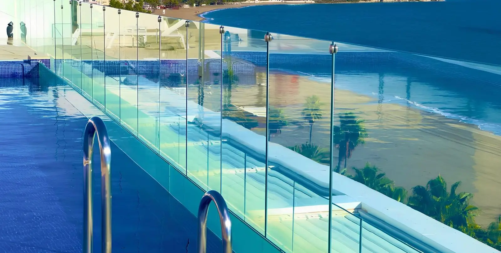 Venta de apartamento en planta media en Estepona 1