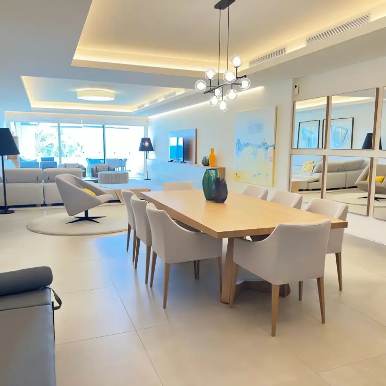 Venta de apartamento en planta media en Estepona